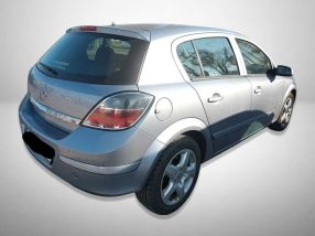Opel Astra - 2008