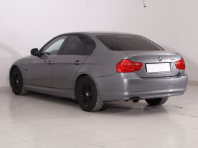 BMW 3 - 2010