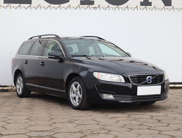 Volvo V70 2015