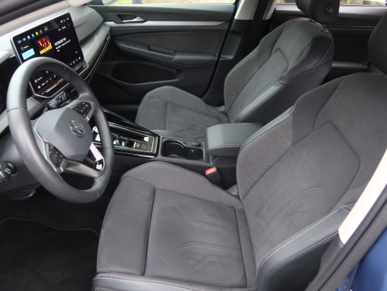 Volkswagen Golf 1.5 eTSI