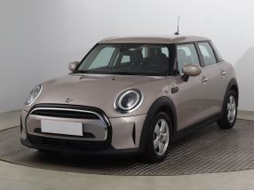 MINI 5-door - 2023