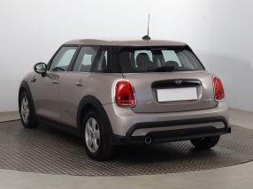 MINI 5-door - 2023