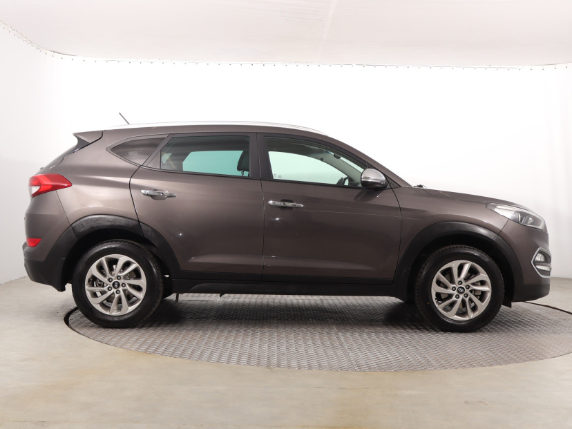 Hyundai Tucson, 2015