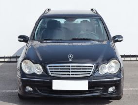 Mercedes-Benz C - 2005
