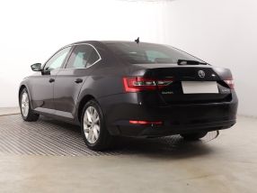 Škoda Superb - 2017