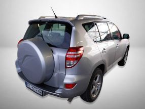 Toyota RAV 4 - 2010