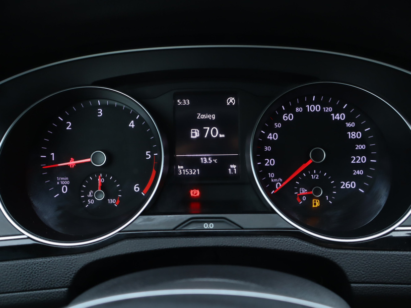 Volkswagen Passat, 2016