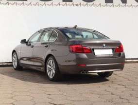 BMW 5 - 2012