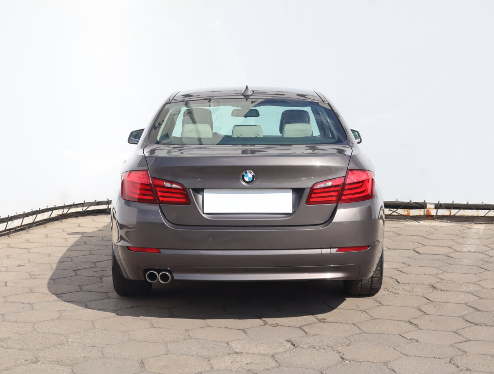 BMW 5