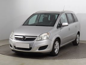 Opel Zafira - 2011
