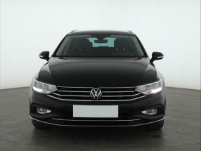 Volkswagen Passat - 2022