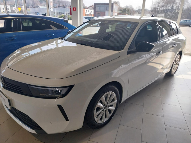 Opel Astra 2024