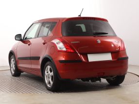 Suzuki Swift - 2010