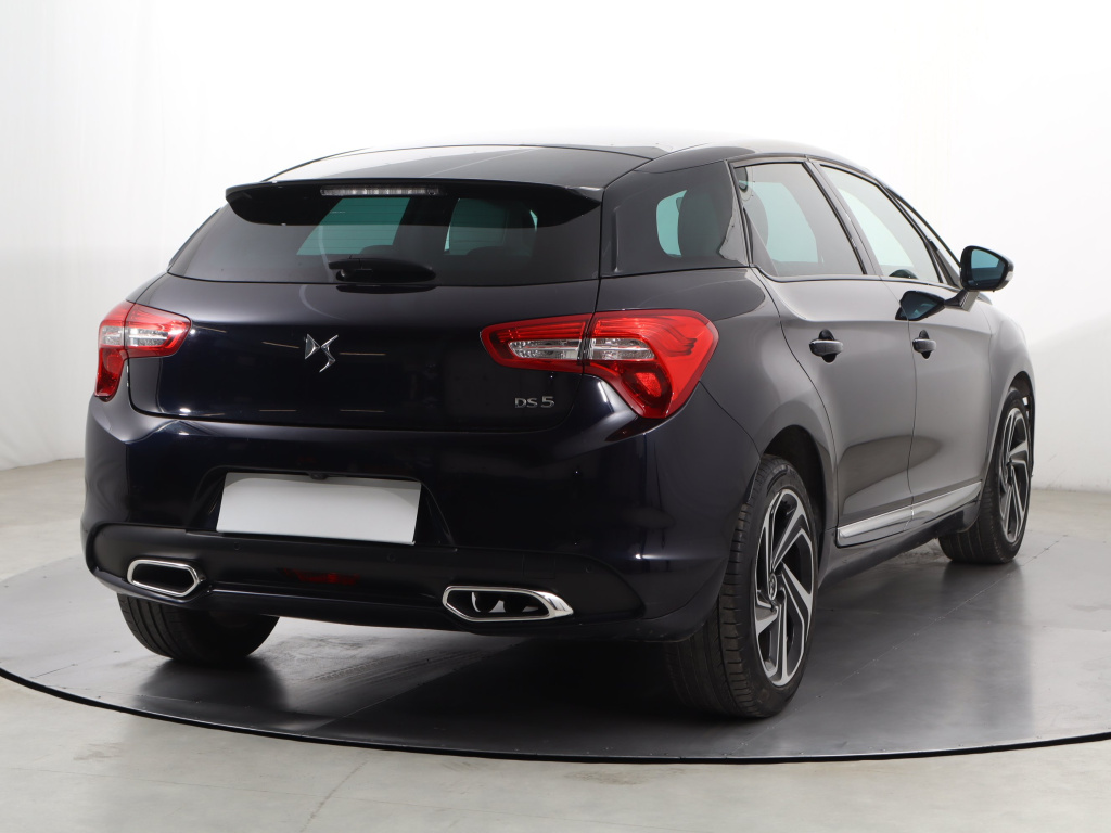 DS 5