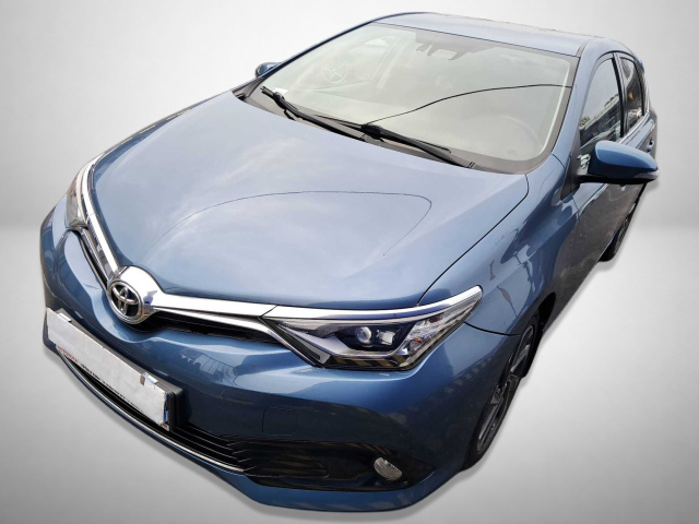 Toyota Auris 2015
