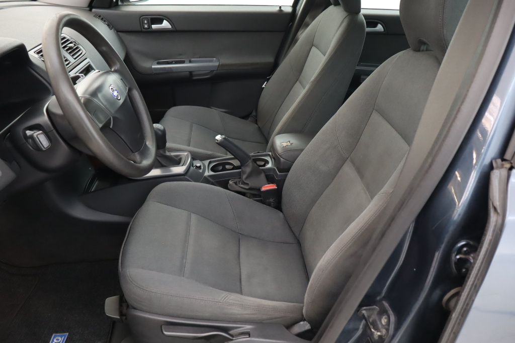Volvo S40