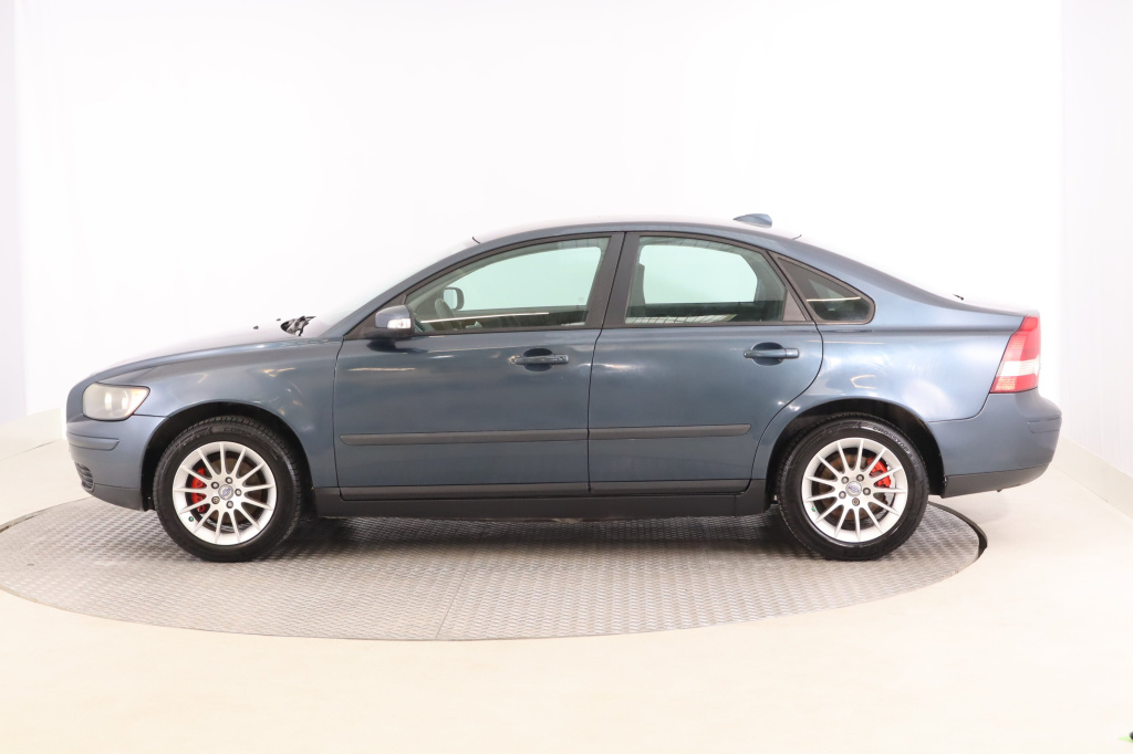Volvo S40