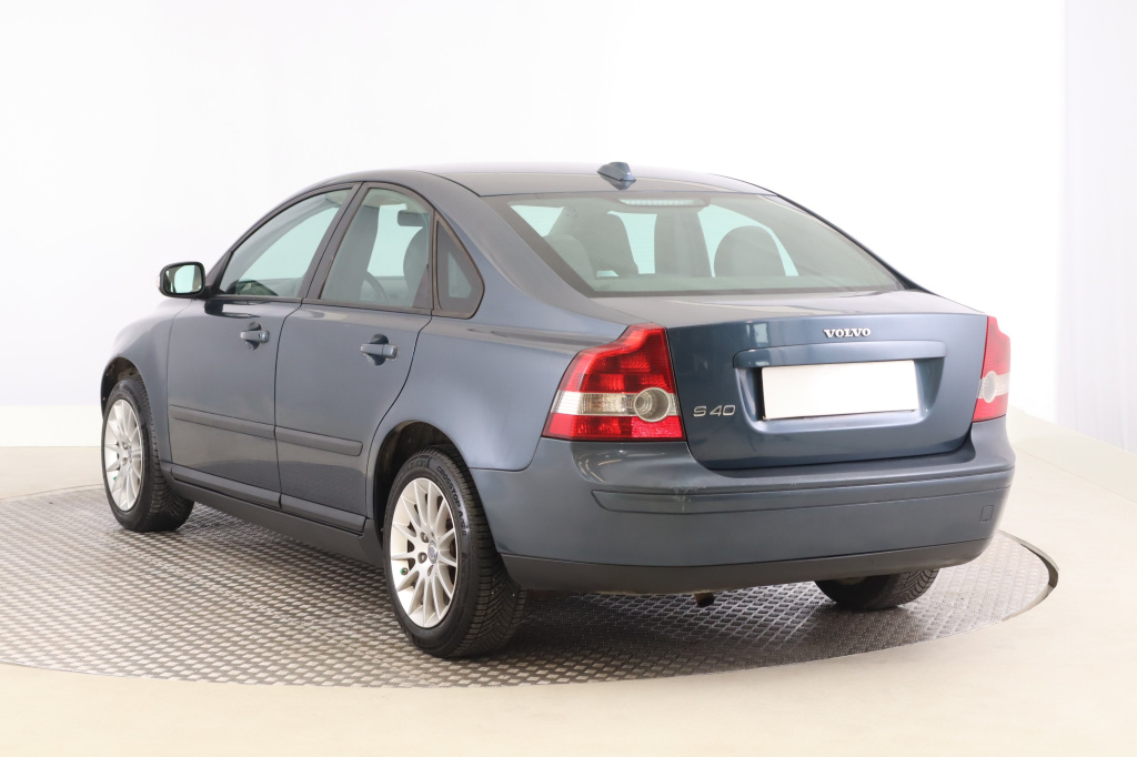 Volvo S40
