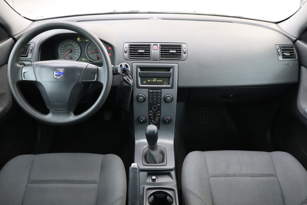 Volvo S40