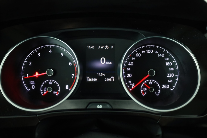 Volkswagen Touran, 2016