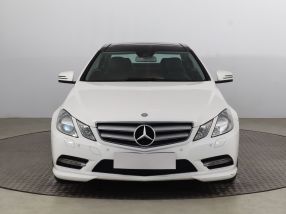 Mercedes-Benz E - 2012