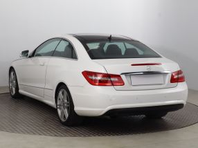 Mercedes-Benz E - 2012