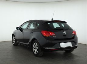 Opel Astra - 2015