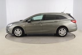 Opel Astra - 2017