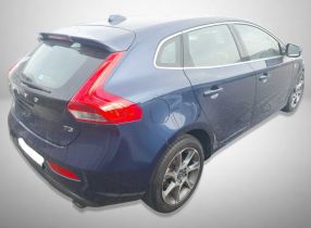 Volvo V40 - 2015
