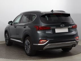Hyundai Santa Fe - 2020
