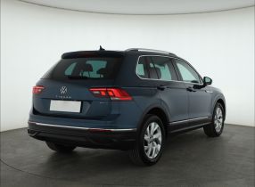 Volkswagen Tiguan - 2022