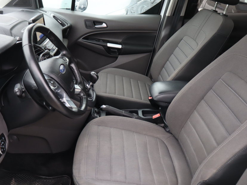 Ford Tourneo Connect, 2021