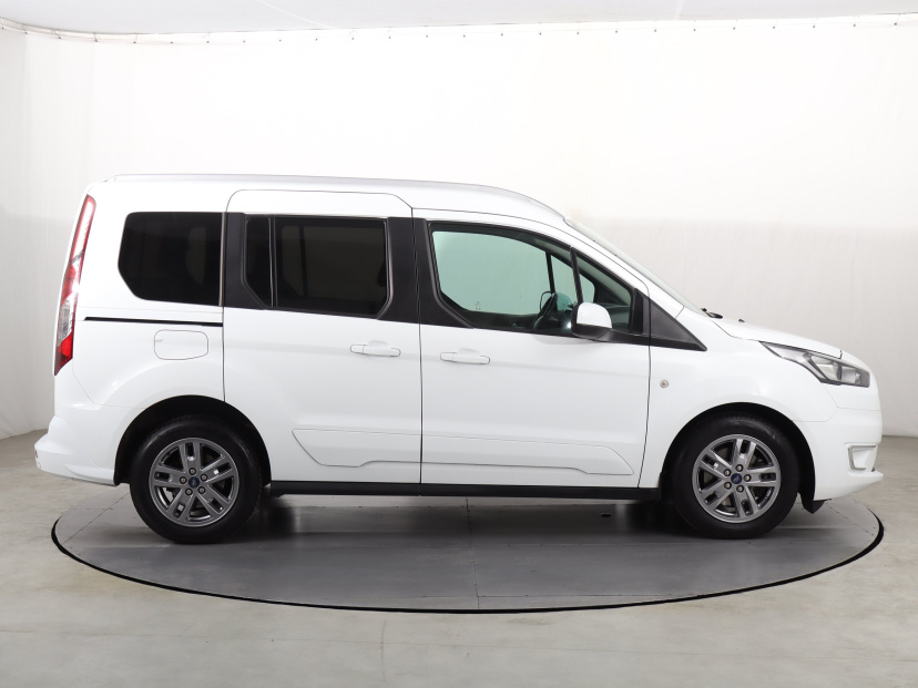 Ford Tourneo Connect, 2021