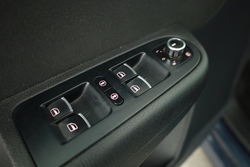 Seat Alhambra, 2013