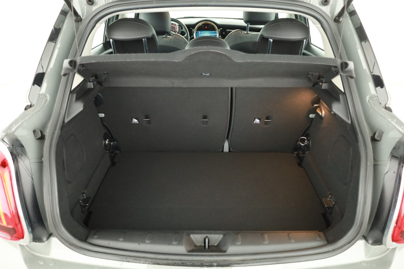 MINI 5-door, 2022