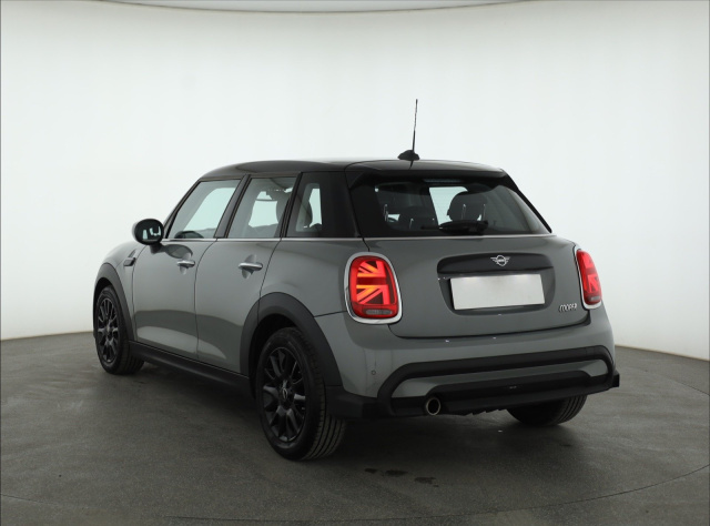 MINI 5-door