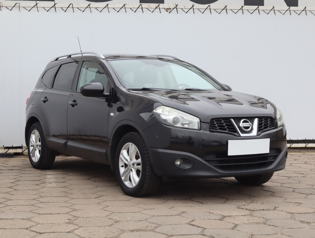 Nissan Qashqai+2