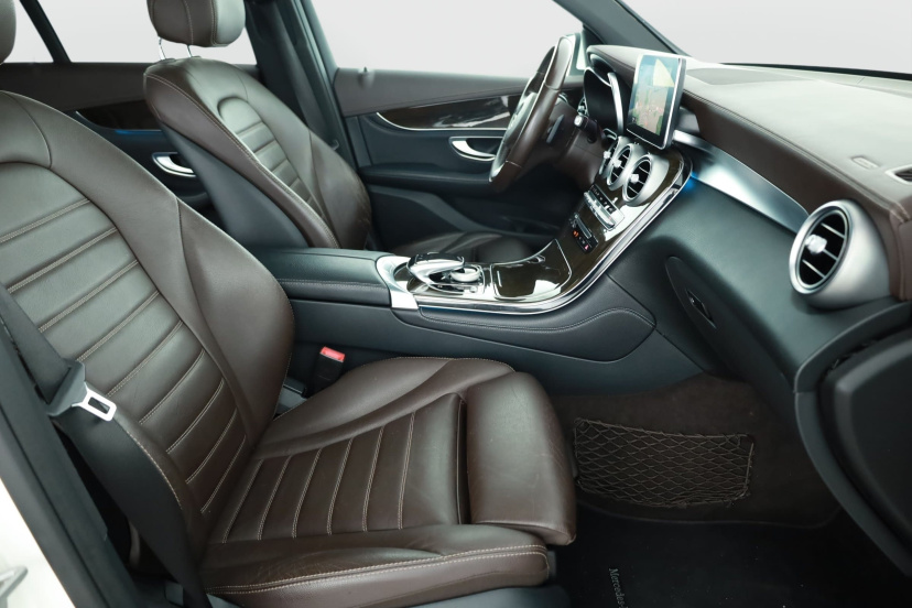 Mercedes-Benz GLC, 2015