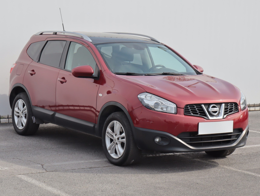 Nissan Qashqai+2