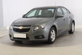 Chevrolet Cruze - 2012