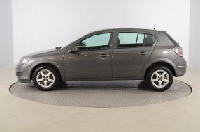 Opel Astra - 2009