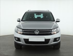 Volkswagen Tiguan - 2012