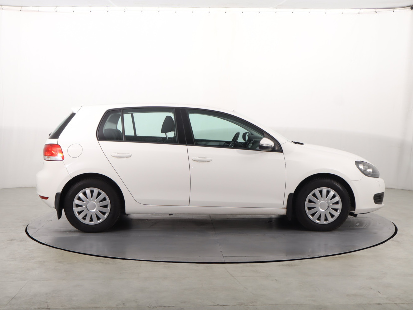 Volkswagen Golf, 2011