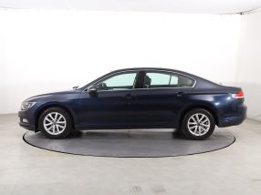 Volkswagen Passat - 2015
