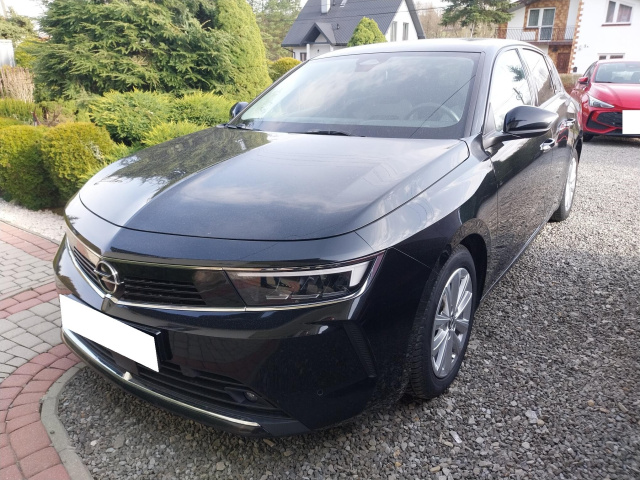 Opel Astra 2023