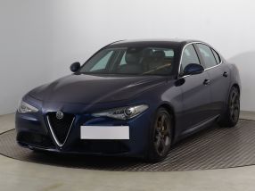 Alfa Romeo Giulia - 2016