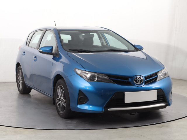 Toyota Auris 2014