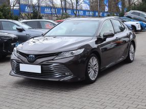 Toyota Camry - 2020