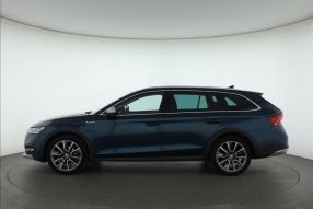 Skoda Octavia Scout - 2022