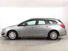 Opel Astra - 2013